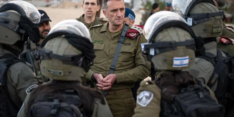 Jefe de las FDI: Israel está en una guerra de múltiples frentes