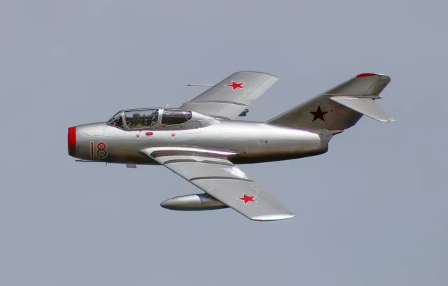 Caza MiG-15 dominó los cielos con tecnología alemana