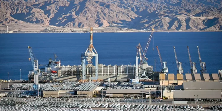 Despidos masivos en puerto de Eilat por crisis en el mar Rojo