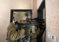 Las FDI informaron de una serie de operaciones militares en la Franja de Gaza que dieron como resultado la neutralización de docenas de terroristas armados.