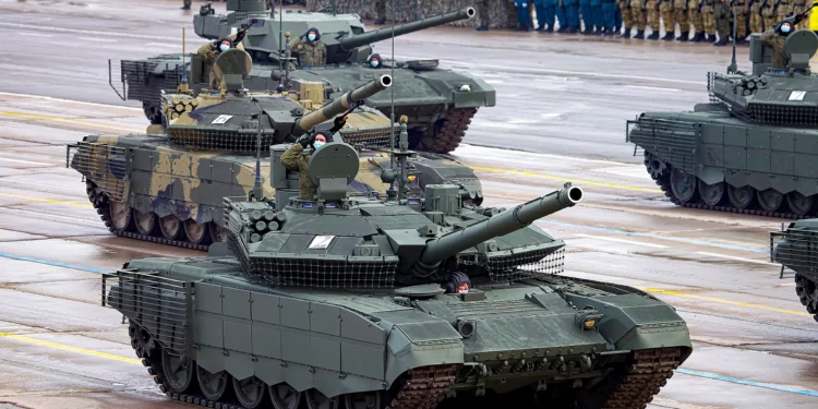 Qué hay detrás del telón del espectáculo por los tanques T-90M
