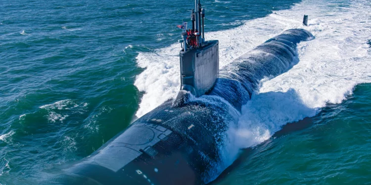 ¿Por qué se recorta el presupuesto de submarinos clase Virginia?