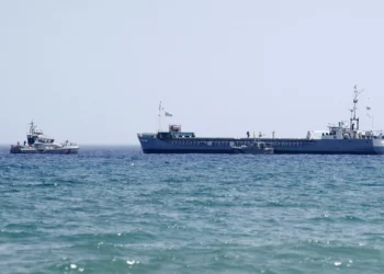 Segundo cargamento de ayuda para Gaza sale de Chipre con 400 toneladas de alimentos