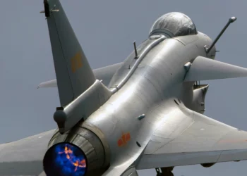 J-10 de China: ¿Solo una copia del caza F-16 de Estados Unidos?