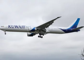 Kuwait Airways desvía todos los vuelos de "áreas de tensión"