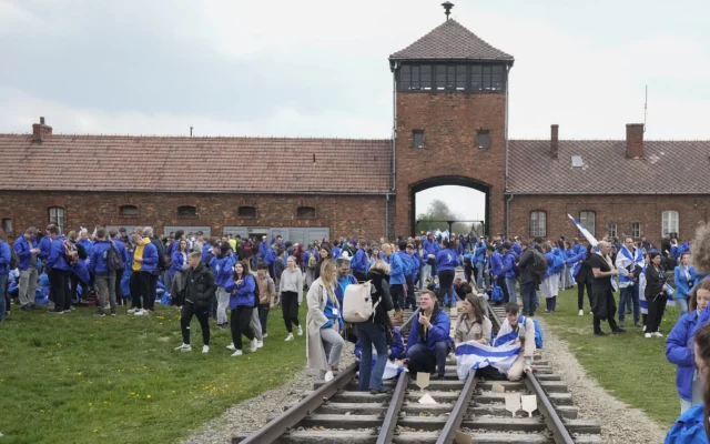 Sobrevivientes del Holocausto afectados por el 7 de octubre asistirán a la Marcha de los Vivos en Auschwitz