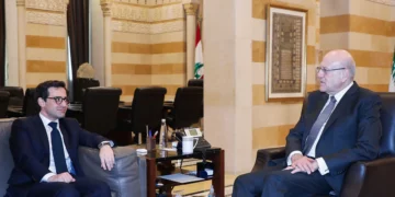 Francia abandona llamamiento a Hezbolá para que se retire detrás de Litani