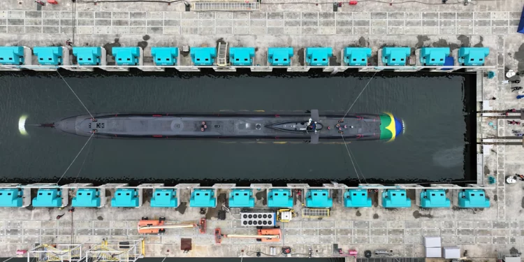 Botado el tercer submarino Scorpene de Brasil
