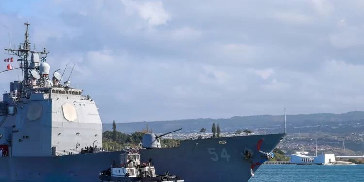 USS Antietam en Hawái para fortalecer la seguridad en el Pacífico