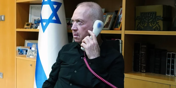 Ministro de Defensa israelí conversa con su homólogo de EE. UU.