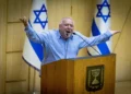 ministro David Amsalem en la Knéset en Jerusalén el 19 de septiembre de 2023. (Yonatan Sindel/Flash90)