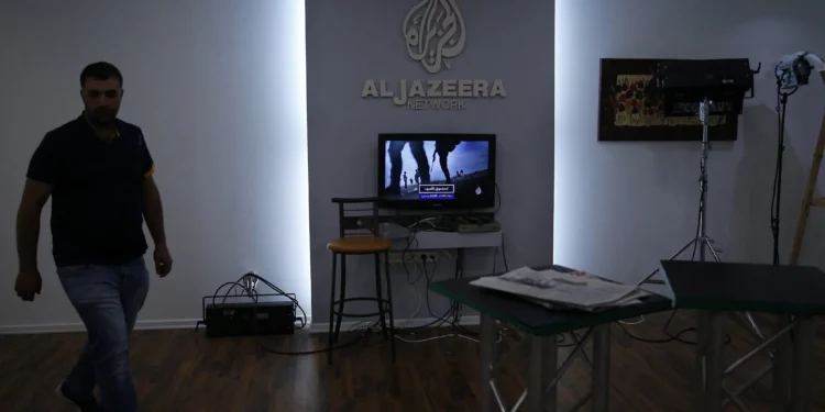 Israel clausurará operaciones de Al Jazeera tras aprobación de nueva ley