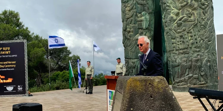 Ceremonia en Jerusalén honra a 13 que rescataron a judíos de las atrocidades nazis