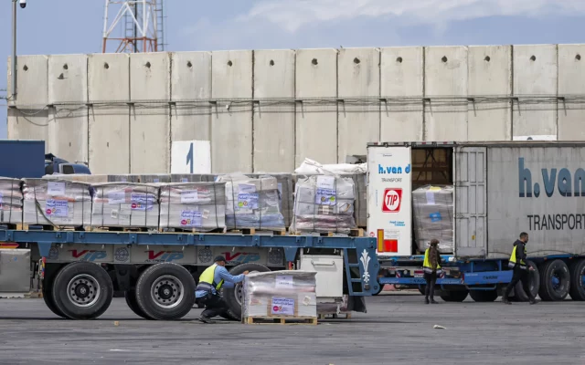 Israel reabrió cruce de Kerem Shalom con Gaza para la ayuda