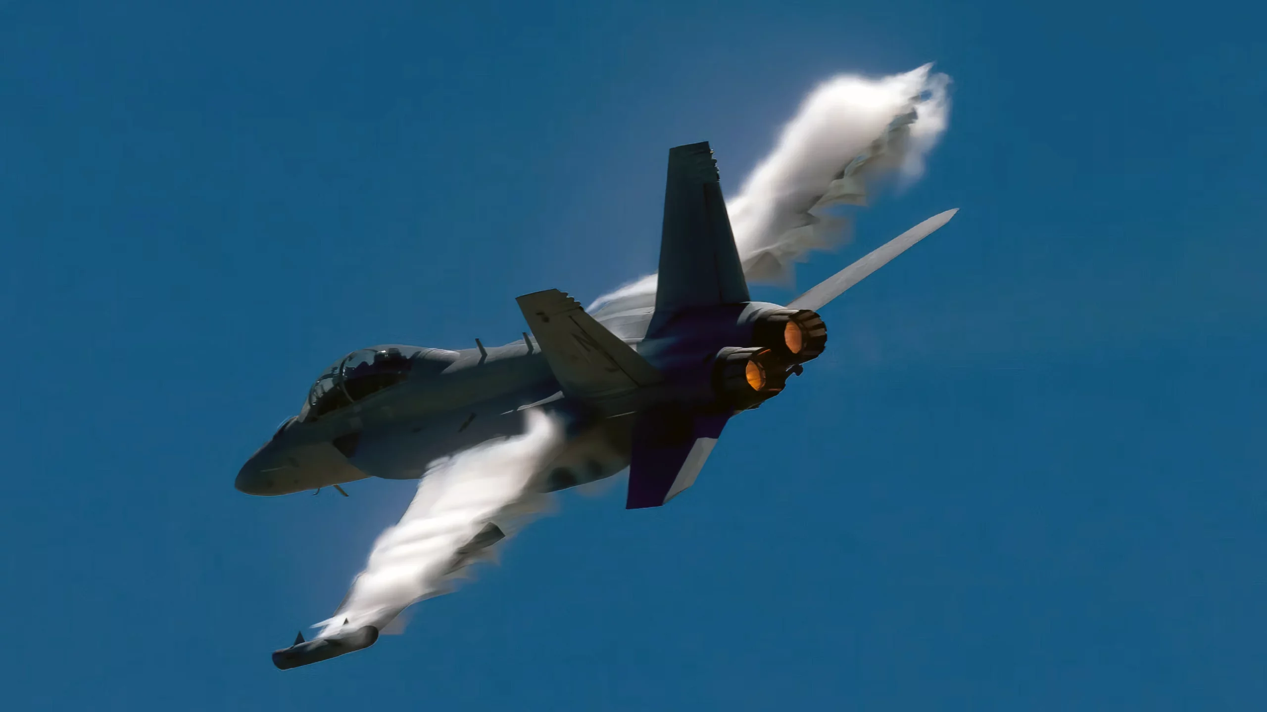 La Marina de EE. UU. atenúa los estruendosos EA-18G Growler