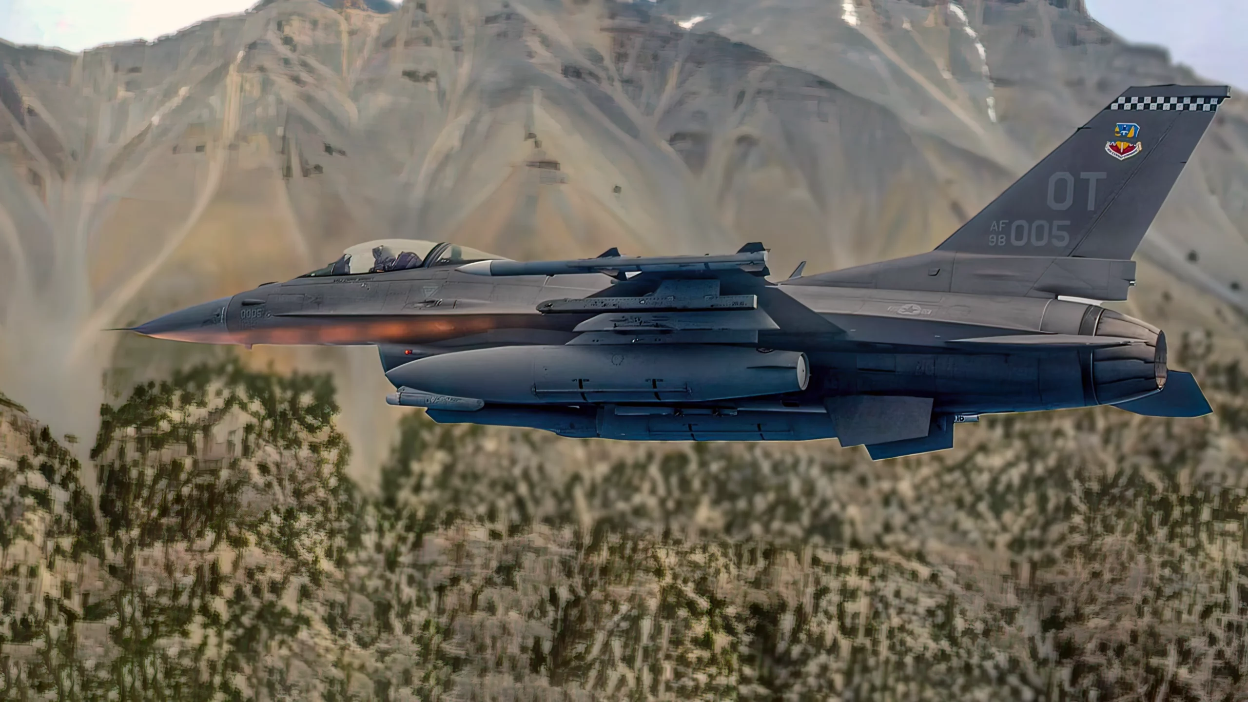 Transformación del F-16 Block 70/72 para la guerra moderna