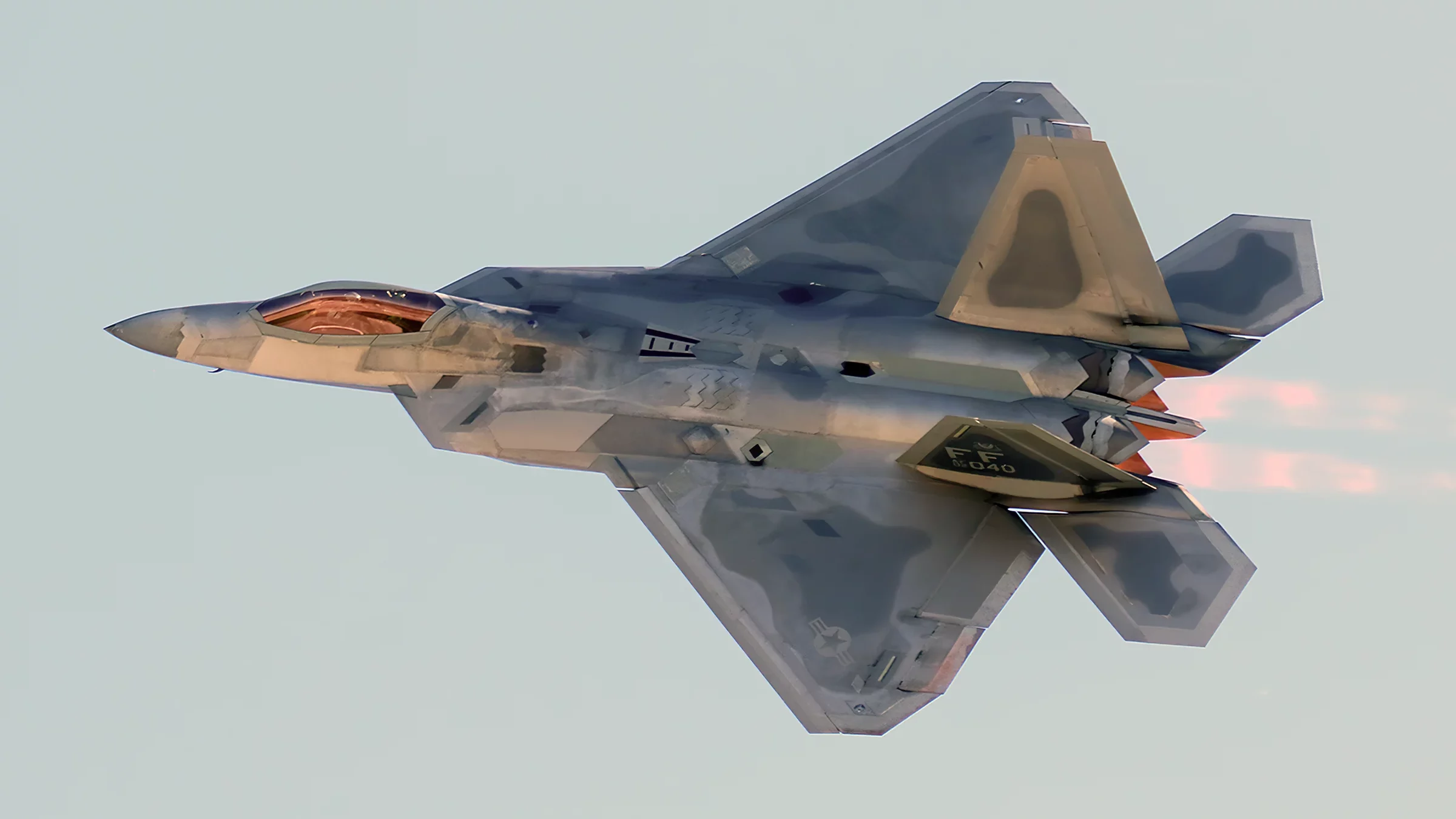 ¿Puede algún avión vencer al F-22 Raptor?