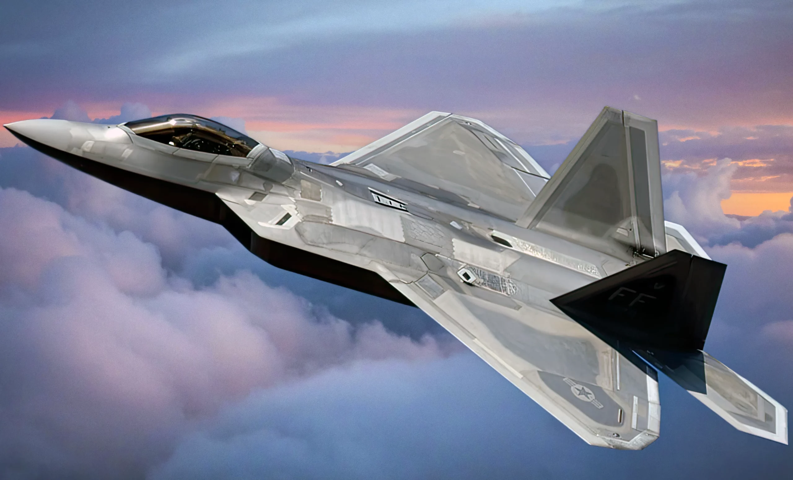 Rusia está furiosa: El caza furtivo F-22 Raptor se queda