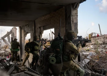 Las FDI matan a decenas de terroristas de Hamás en la mayor batalla de Gaza en dos meses