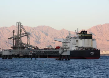 Israel busca aumentar llegada de petroleros al mar Rojo en Eilat