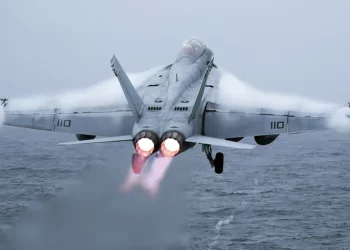 El F/A-18 Super Hornet sigue dominando en el combate aéreo