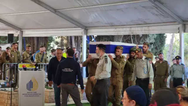 Sepultado el sargento primero Eliya Hilel