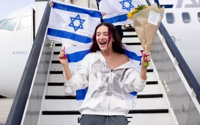 Eden Golan regresa a Israel: “Fui una voz” para los rehenes