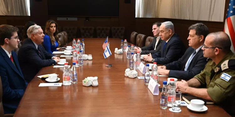 GOP senator Lindsey Graham meets with Prime Minister Benjamin Netanyahu in Jerusalem, May 29, 2024. (Yehezkel Kandil/GPO)