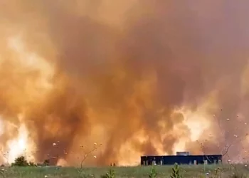 Hazbolá bombardea el norte de Israel y lanza drones explosivos