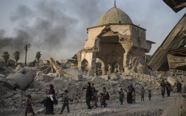 Hallan bombas del Estado Islámico en mezquita al-Nouri en Mosul