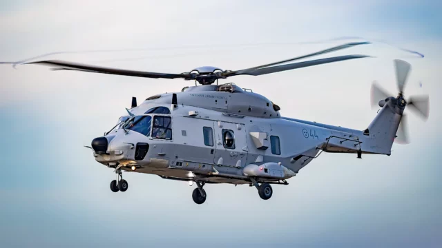 Integran sistema STRIKE en helicóptero NH90 para disparos de precisión