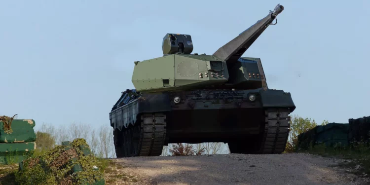 Nuevo tanque ucraniano “Frankenstein” para combatir drones rusos