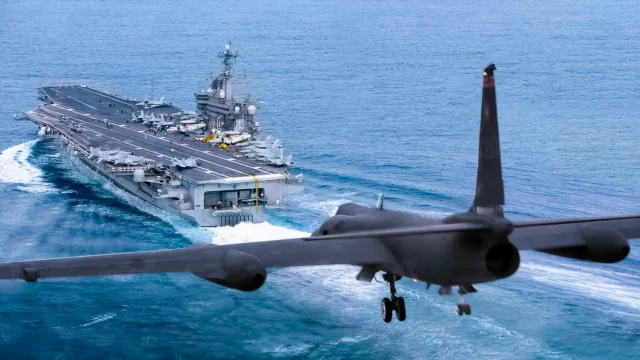 Aviones espía U-2 desde portaaviones de la Armada de EE. UU.