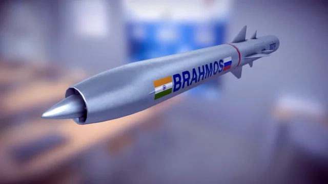 BrahMos: Misil supersónico Mach 3 que Rusia e India construyeron