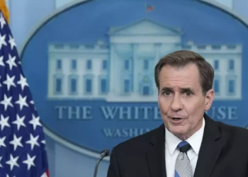 El portavoz del Consejo de Seguridad Nacional, John Kirby, habla durante la sesión informativa diaria en la Casa Blanca en Washington, el 28 de mayo de 2024. (AP Foto/Susan Walsh)