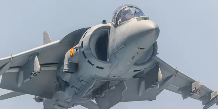 5 capacidades V/STOL del AV-8B Harrier II