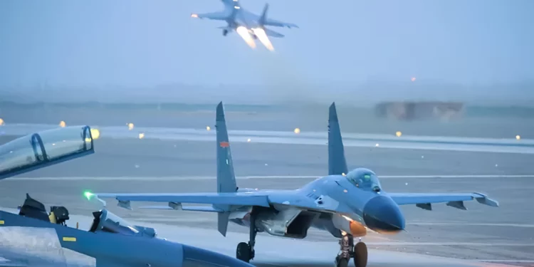 China asegura que su Su-27 Ultimate supera al original ruso