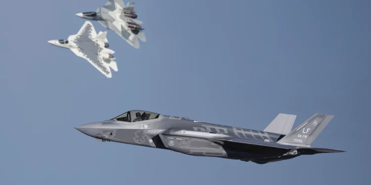 F-35 de EE. UU.: superioridad indiscutible sobre el Su-57 ruso