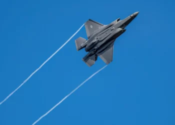 Los hutíes enloquecen: Israel ataca con el caza furtivo F-35I Adir