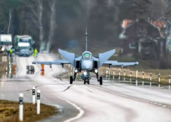 JAS 39 Gripen: versatilidad en aterrizajes en carreteras