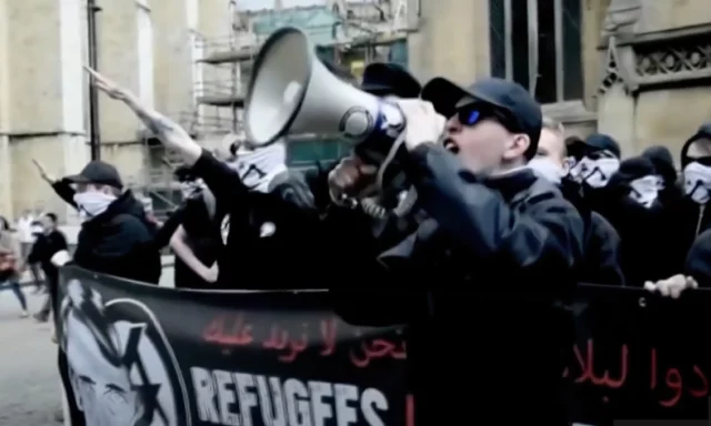 UE designa como terrorista al grupo neonazi The Base