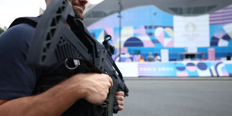 Policía francesa desplegará 1.000 agentes para el partido de Israel en París