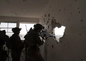 Fuerzas israelíes atacan más de 40 objetivos en Gaza en las últimas 24 horas