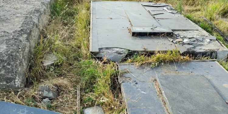Destruyen tumbas judías en Daguestán