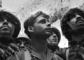 Muere Yitzhak Yifat: paracaidista de la icónica foto de 1967
