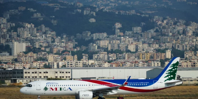 Se cancelan vuelos a Beirut ante posible represalia israelí