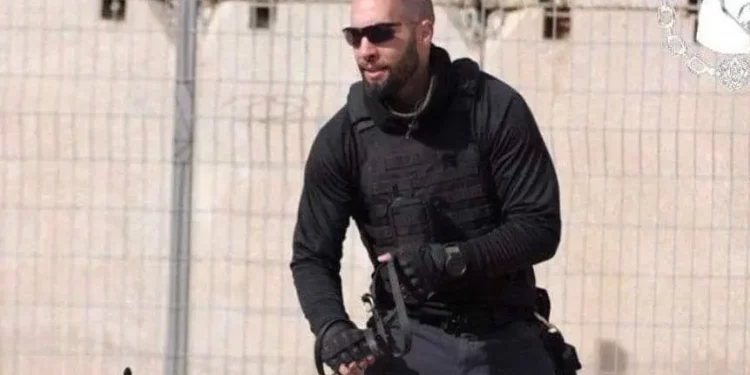 Yochai Avni, adiestrador de perros del Servicio Penitenciario de Israel. (Foto cortesía)