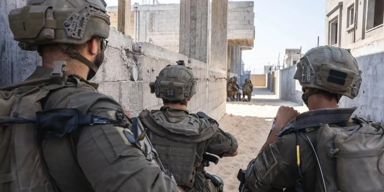 Tropas de las FDI que operan en la Franja de Gaza, en una imagen publicada el 24 de julio de 2024. (Fuerzas de Defensa de Israel)