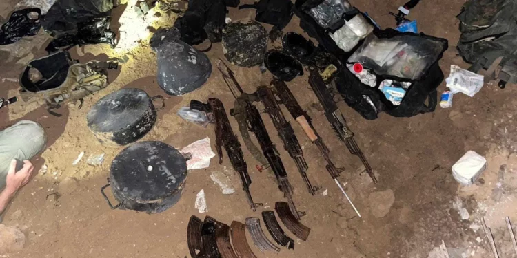Las FDI descubren escondite de armas de Hamás en Jan Yunis