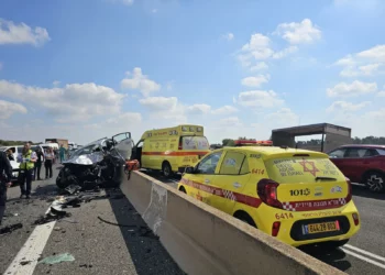 Choque en Ruta 2 deja dos muertos y tres heridos al sur de Haifa